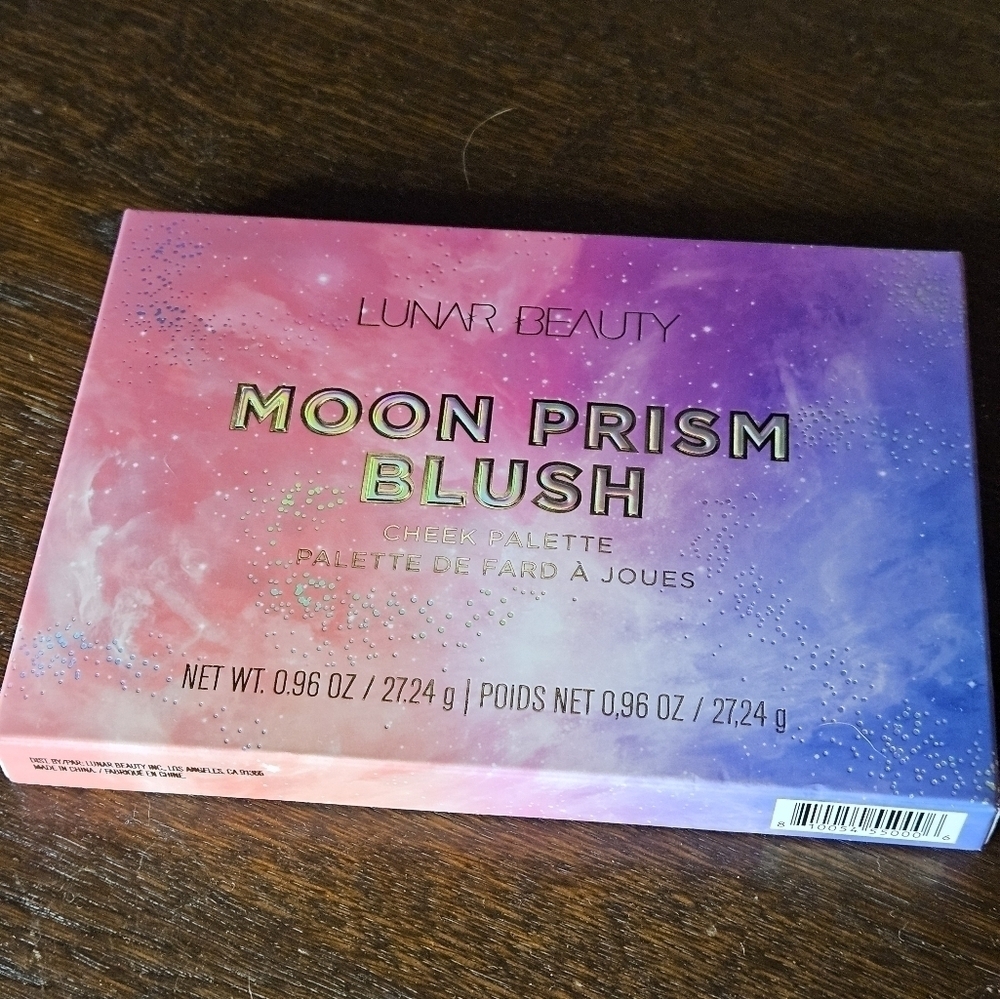 Lunar Beauty Moon prism blush cheek. - Picture 12 of 14